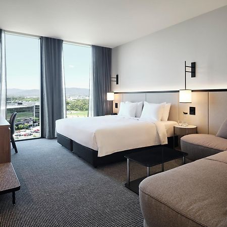 Hyatt Place Melbourne Caribbean Park Scoresby Экстерьер фото