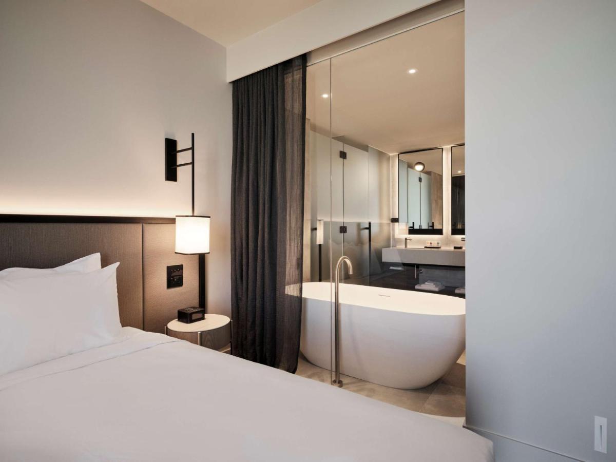 Hyatt Place Melbourne Caribbean Park Scoresby Экстерьер фото